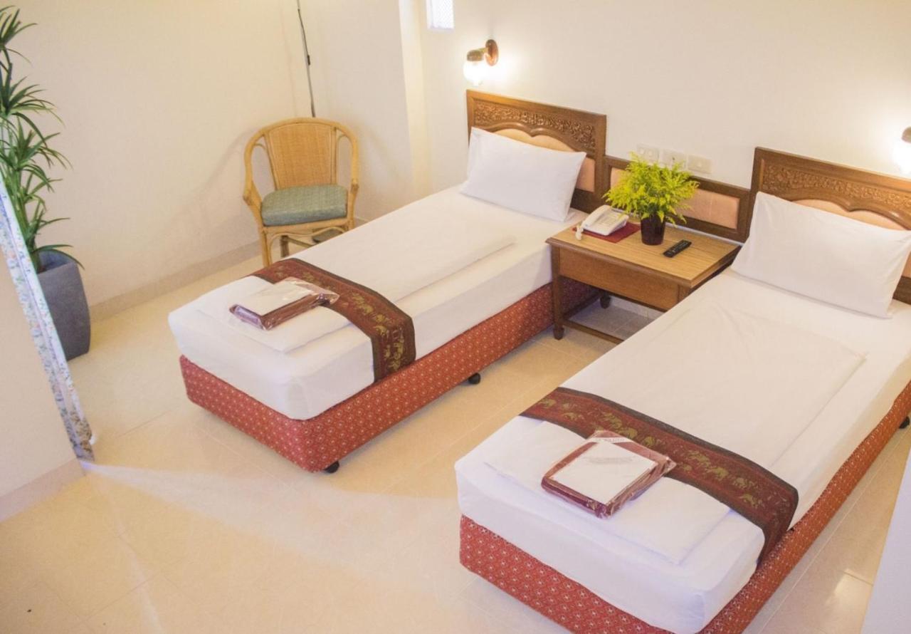 People Place Classic Hotel Sha Extra Plus Chiang Mai Exteriör bild