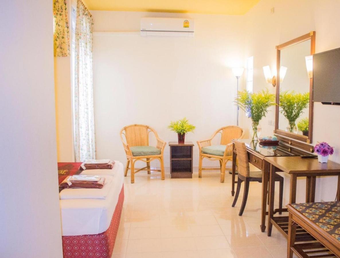 People Place Classic Hotel Sha Extra Plus Chiang Mai Exteriör bild