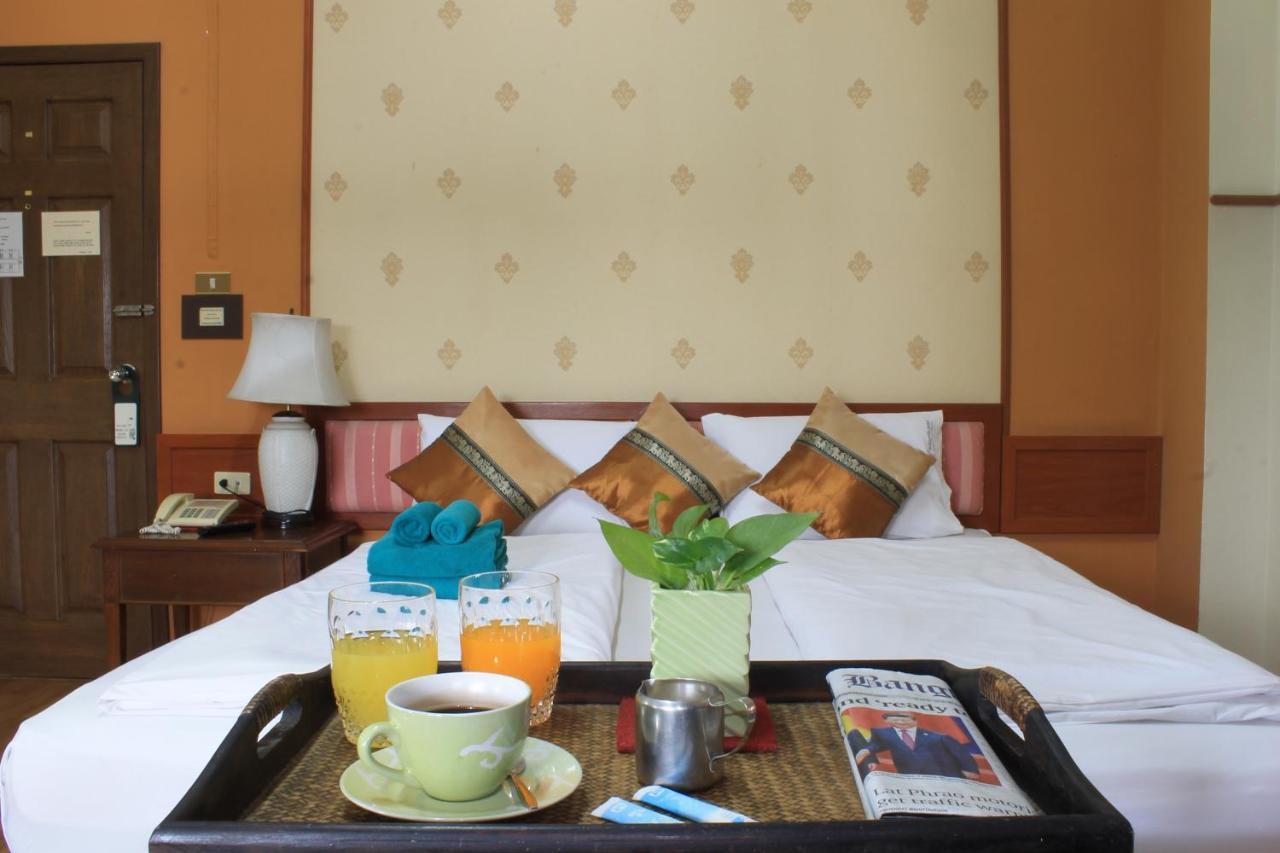 People Place Classic Hotel Sha Extra Plus Chiang Mai Exteriör bild