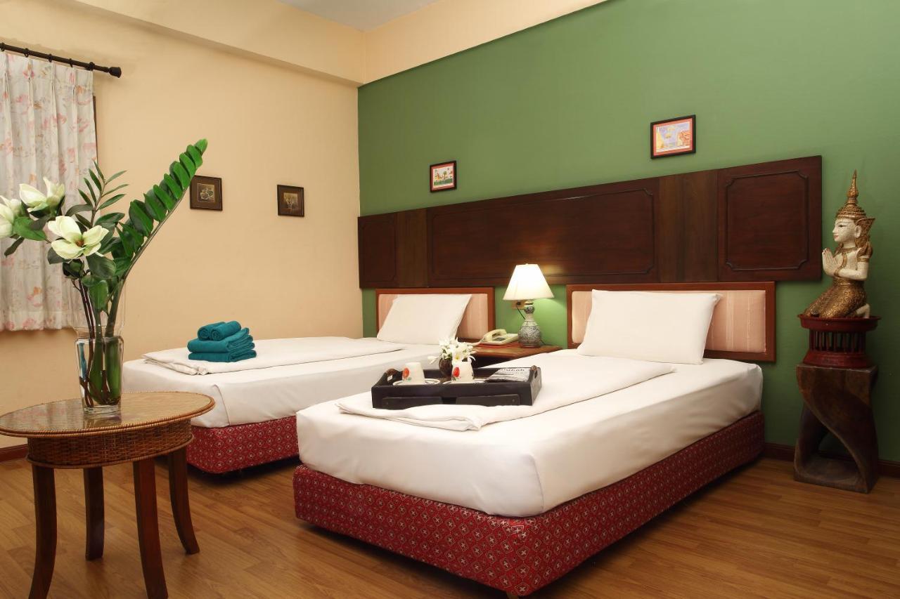 People Place Classic Hotel Sha Extra Plus Chiang Mai Exteriör bild
