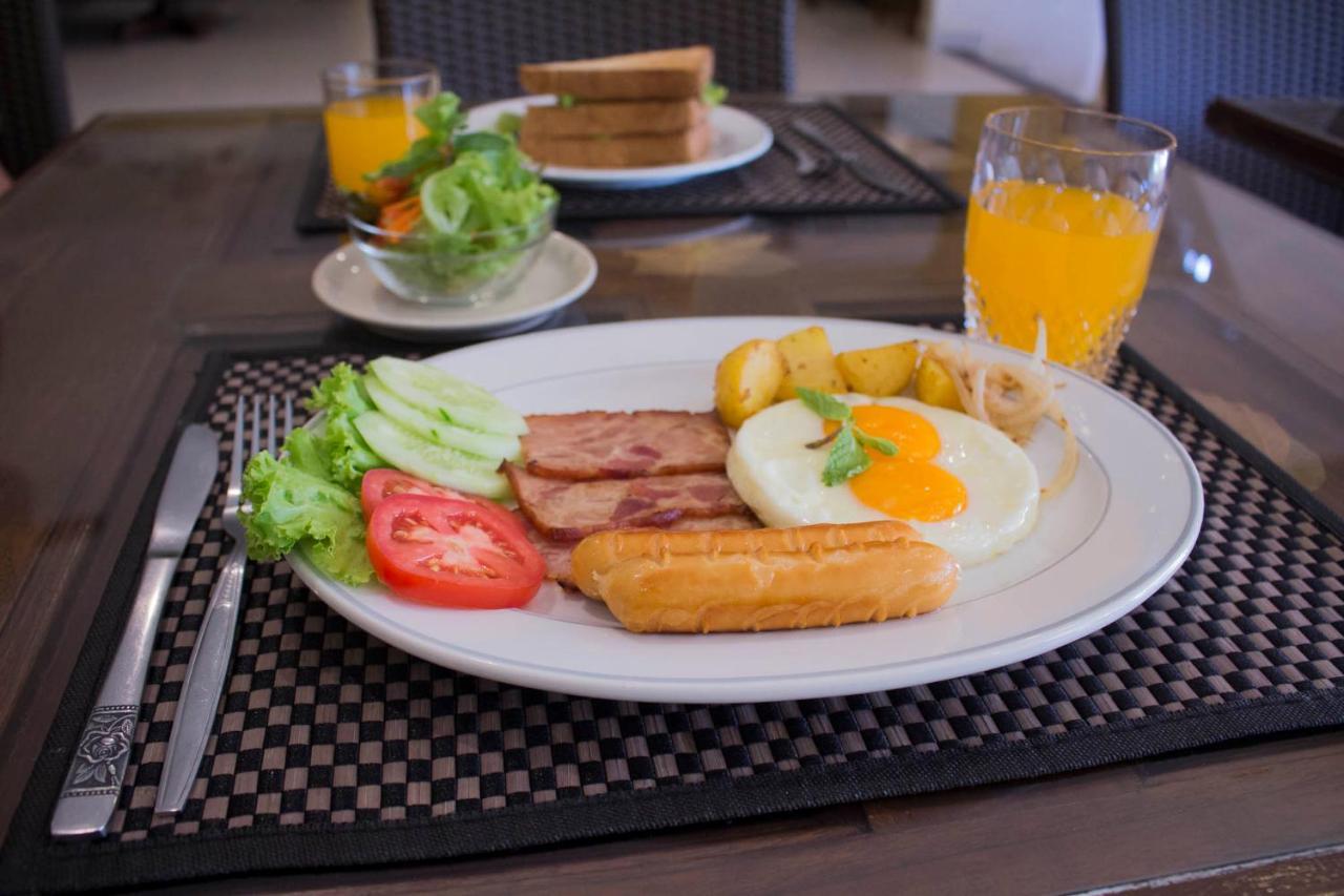 People Place Classic Hotel Sha Extra Plus Chiang Mai Exteriör bild