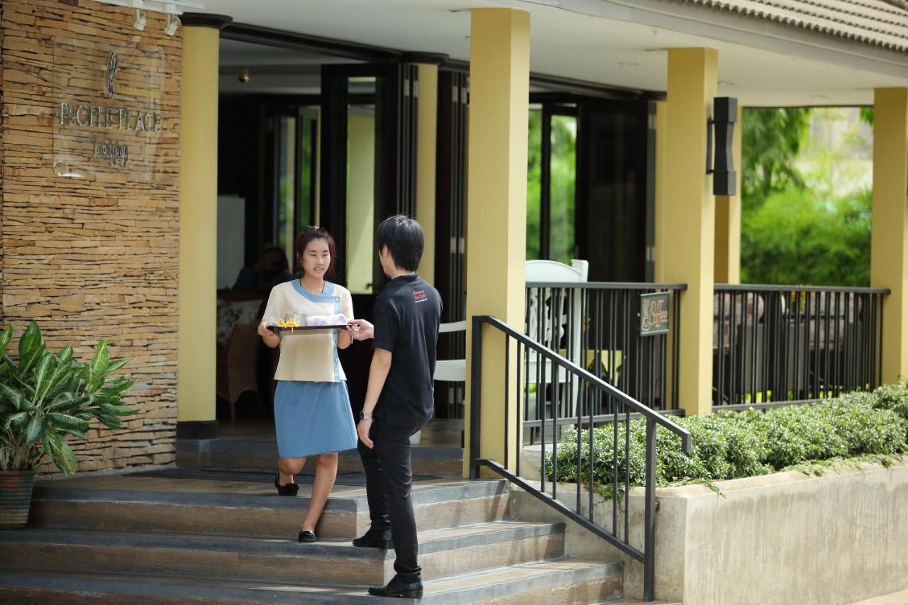 People Place Classic Hotel Sha Extra Plus Chiang Mai Exteriör bild