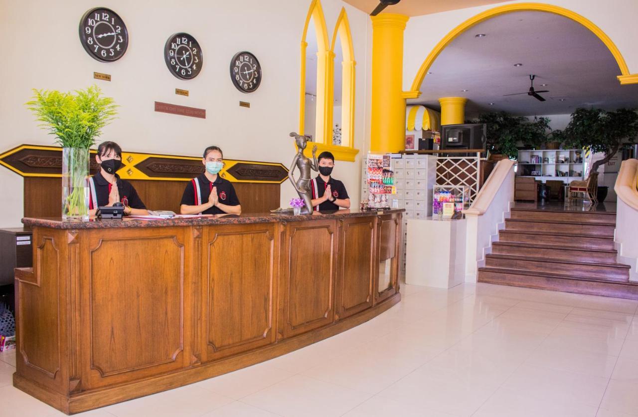 People Place Classic Hotel Sha Extra Plus Chiang Mai Exteriör bild