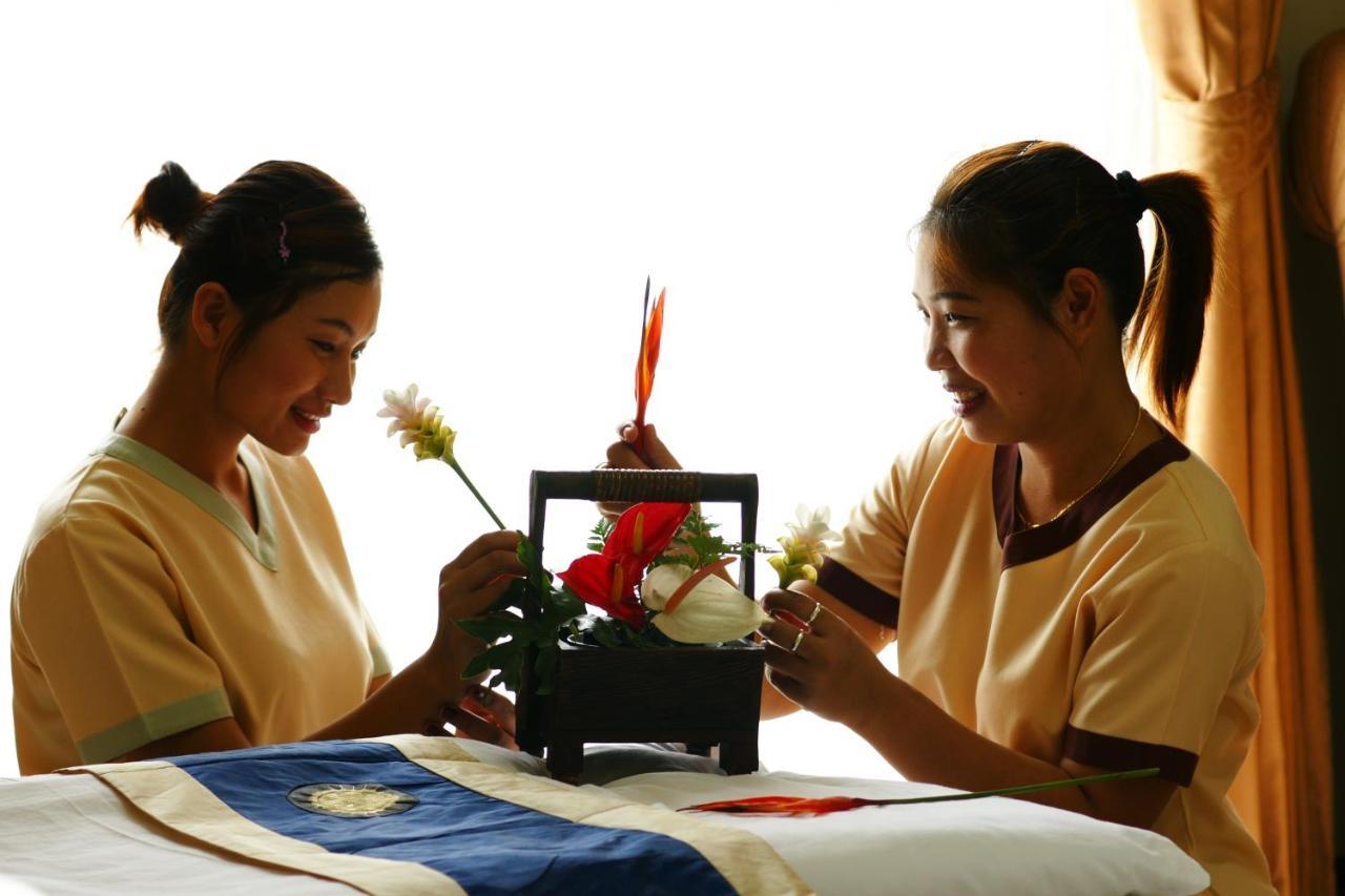 People Place Classic Hotel Sha Extra Plus Chiang Mai Exteriör bild